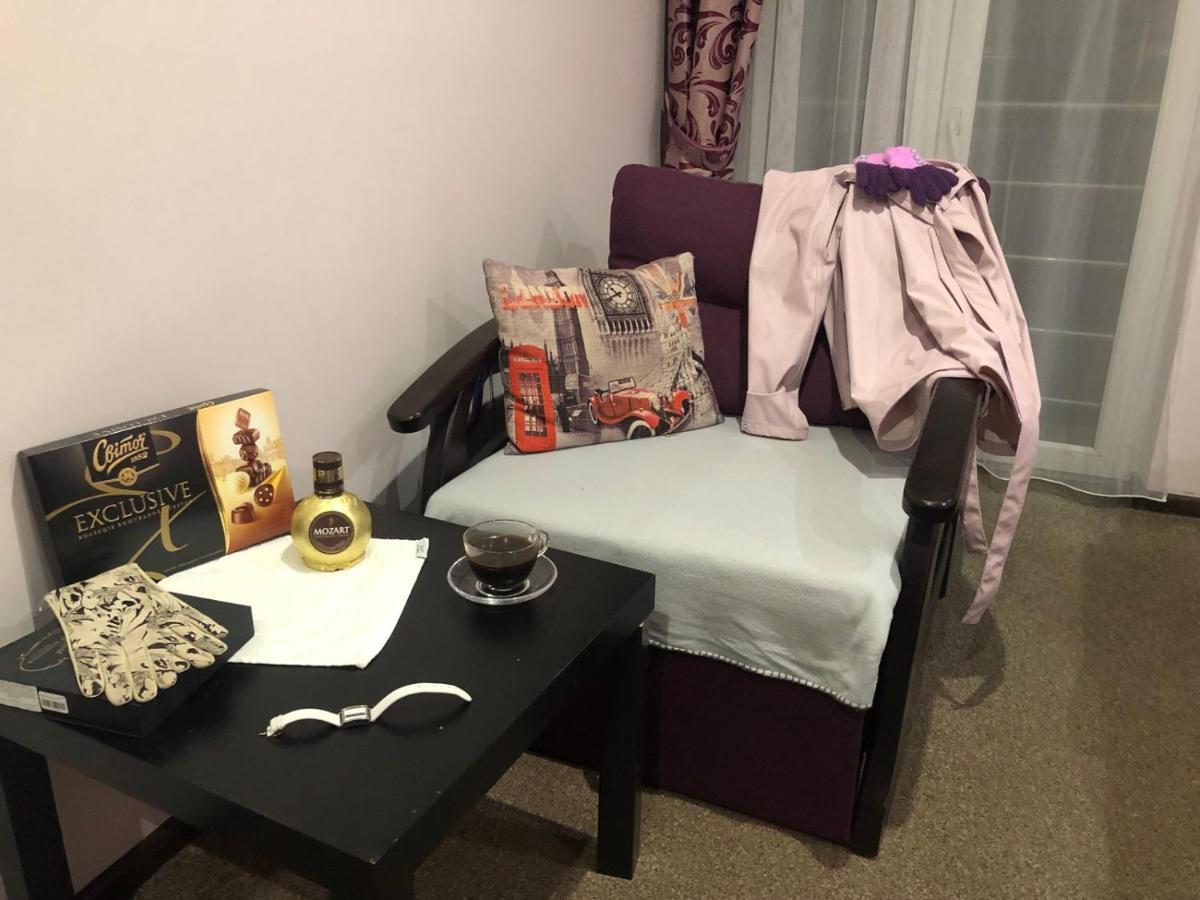 Apart Hotel Avinos Lviv Dış mekan fotoğraf