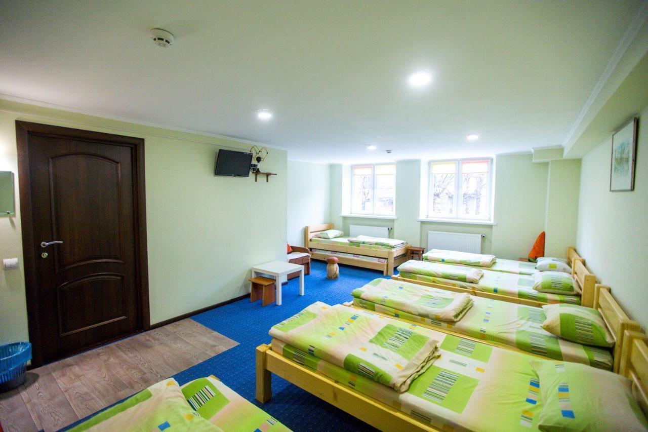 Apart Hotel Avinos Lviv Dış mekan fotoğraf